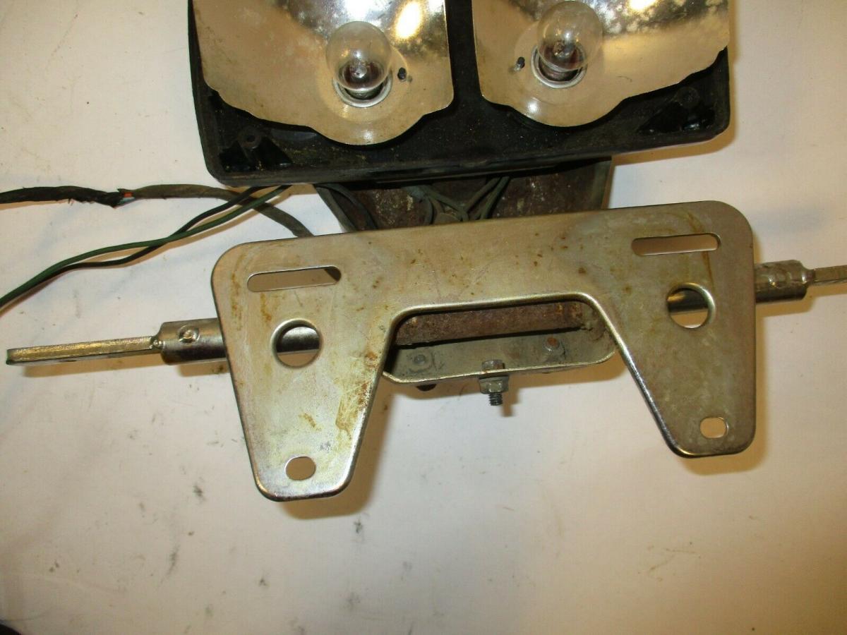 GL1100_tail_electric_mounting.jpg